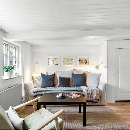 Villa Hyggeligt Gammelt Fiskerhus I Marstal Exterior foto